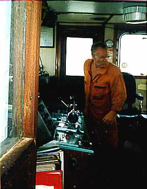Captain Pete starts main engine