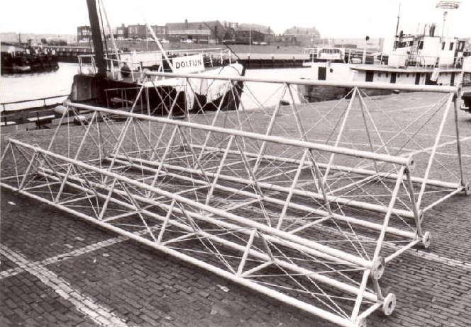 Alternative view of 3 mast sections