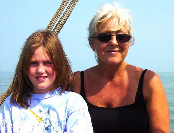 Lucy & Val'