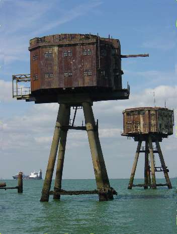 Shivering Sands G4 & Searchlight Towers
