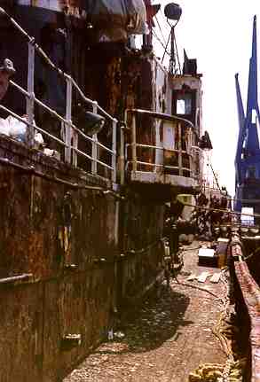 Starboard side of Gampian Dawn