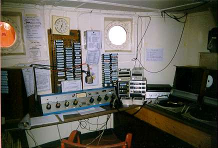 RNI LV18 Studio