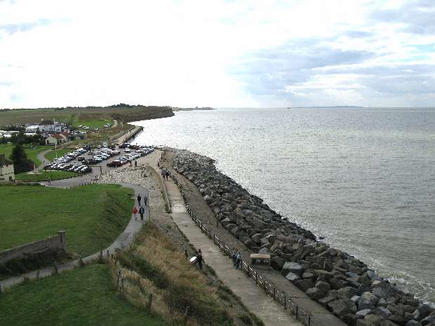 Sea Defences & Coastline towards Herne Bay