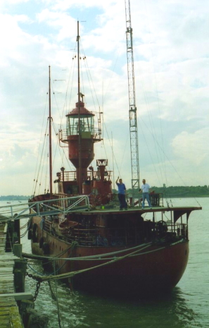 LV18