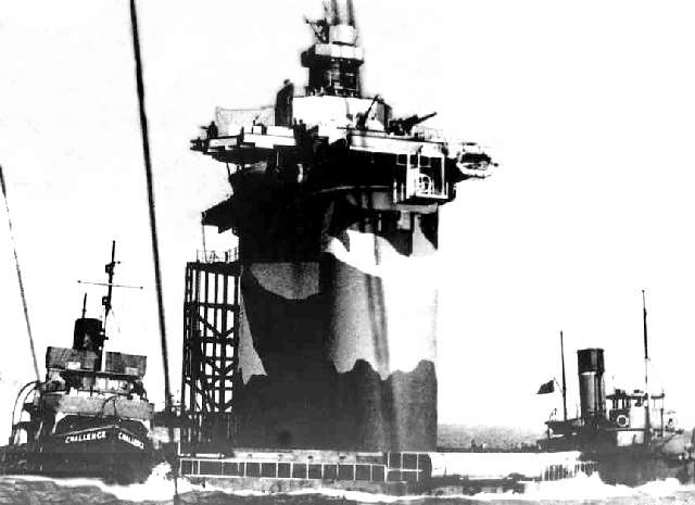 U1 under tow