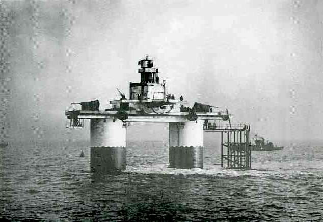 U1 grounds 6 nautical miles off the coast