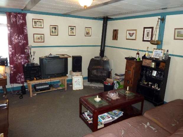 Sealand Lounge
