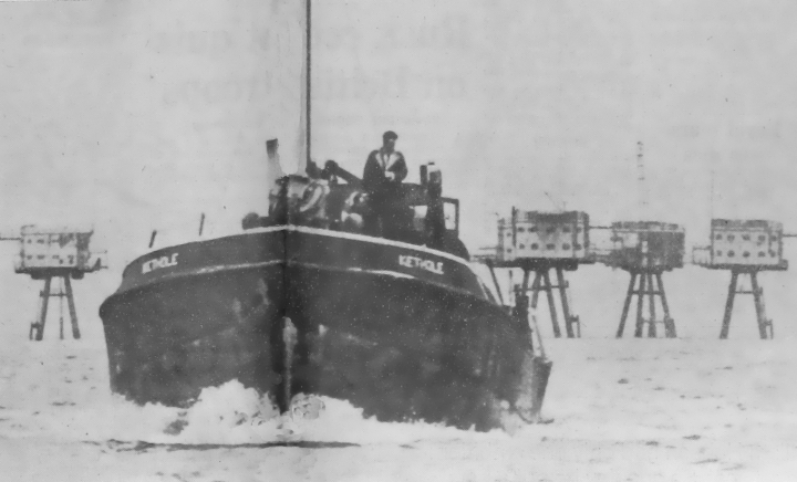 Barge Kethole leaves Shivering Sands June 1966