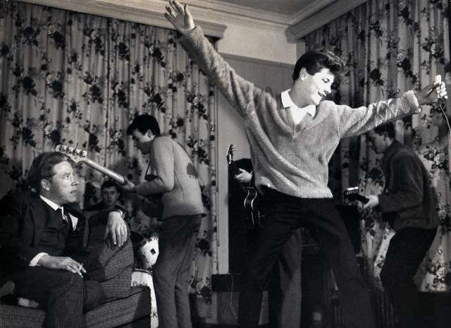 Danny Storm in rehersal