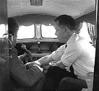 Ken Harper & Maurice tarling prepare to go live